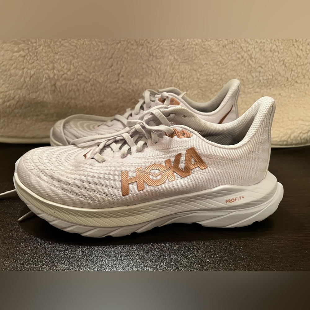 Hoka Mach 5 women's sz 8
